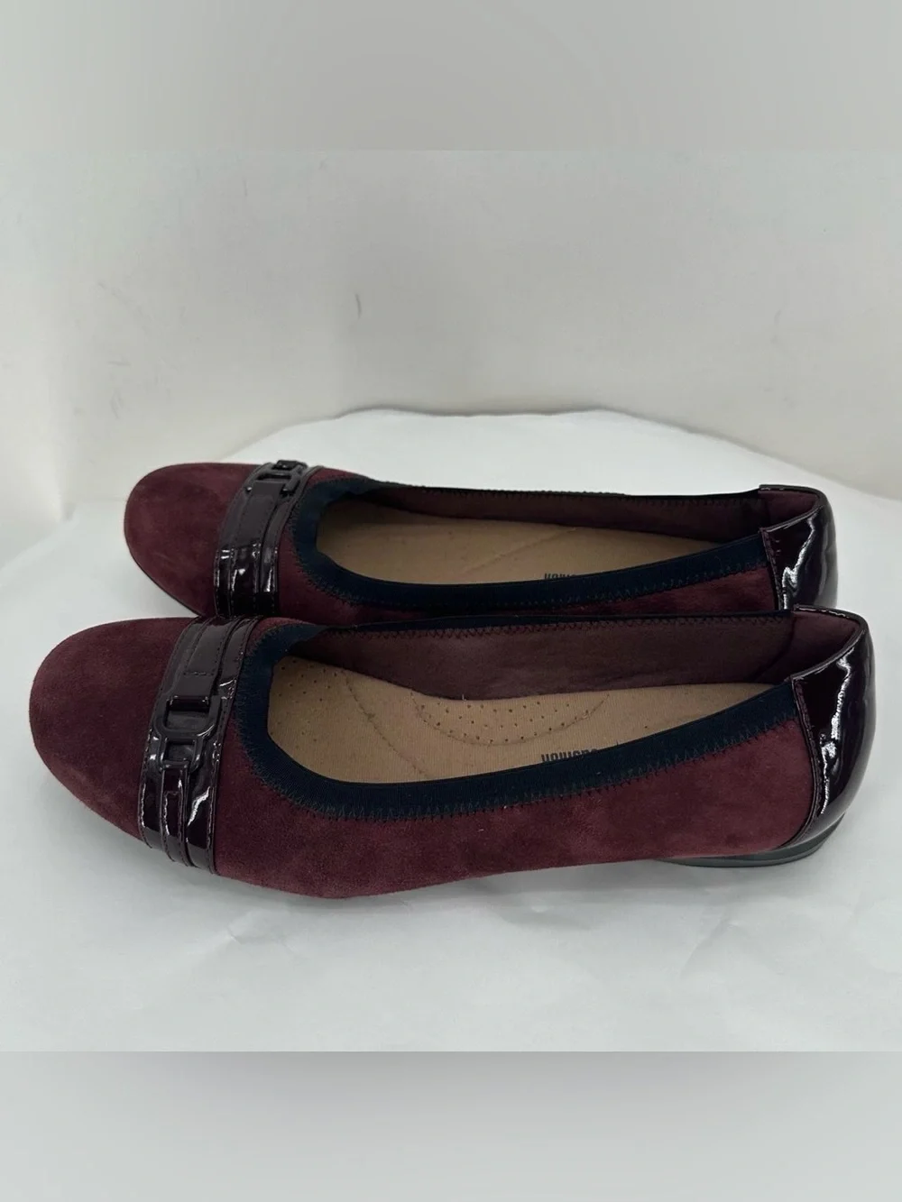 Clarks burgundy ballet flats